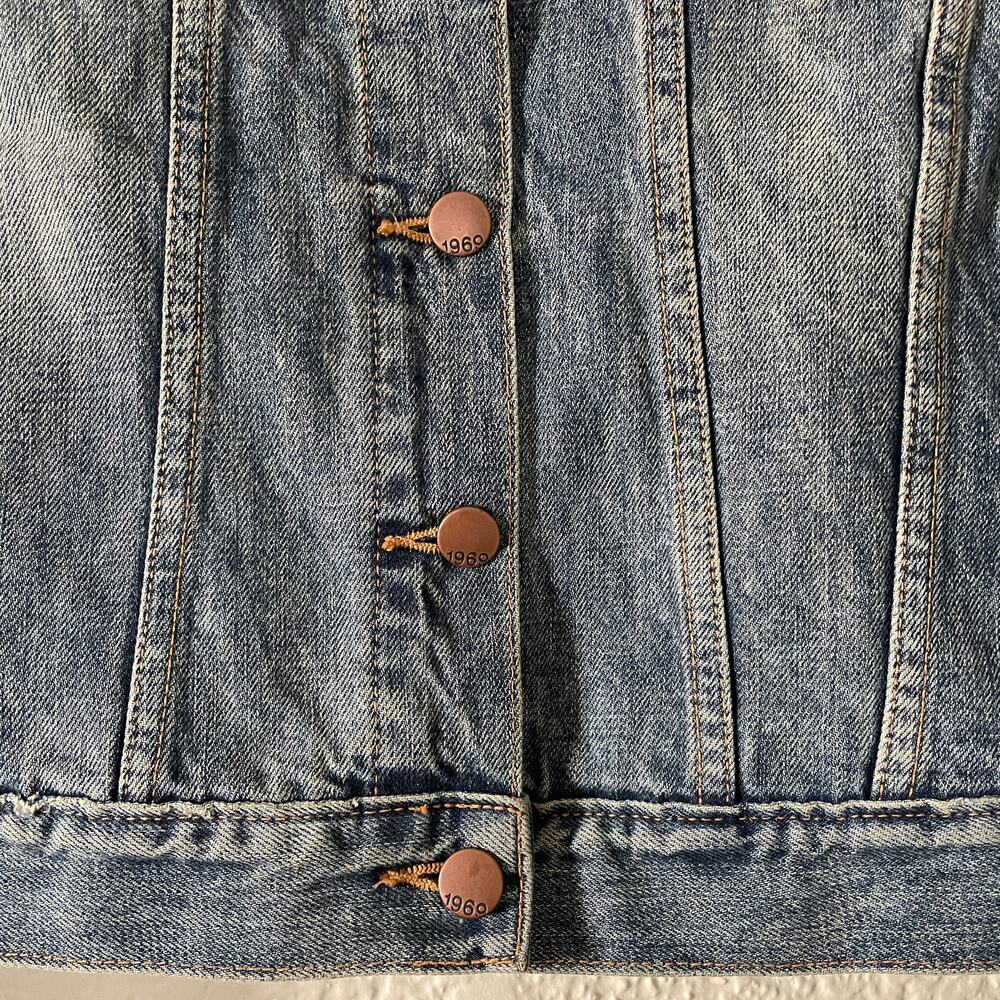 Gap Jean Denim Distressed Jacket Size Small - Picture 3 of 5